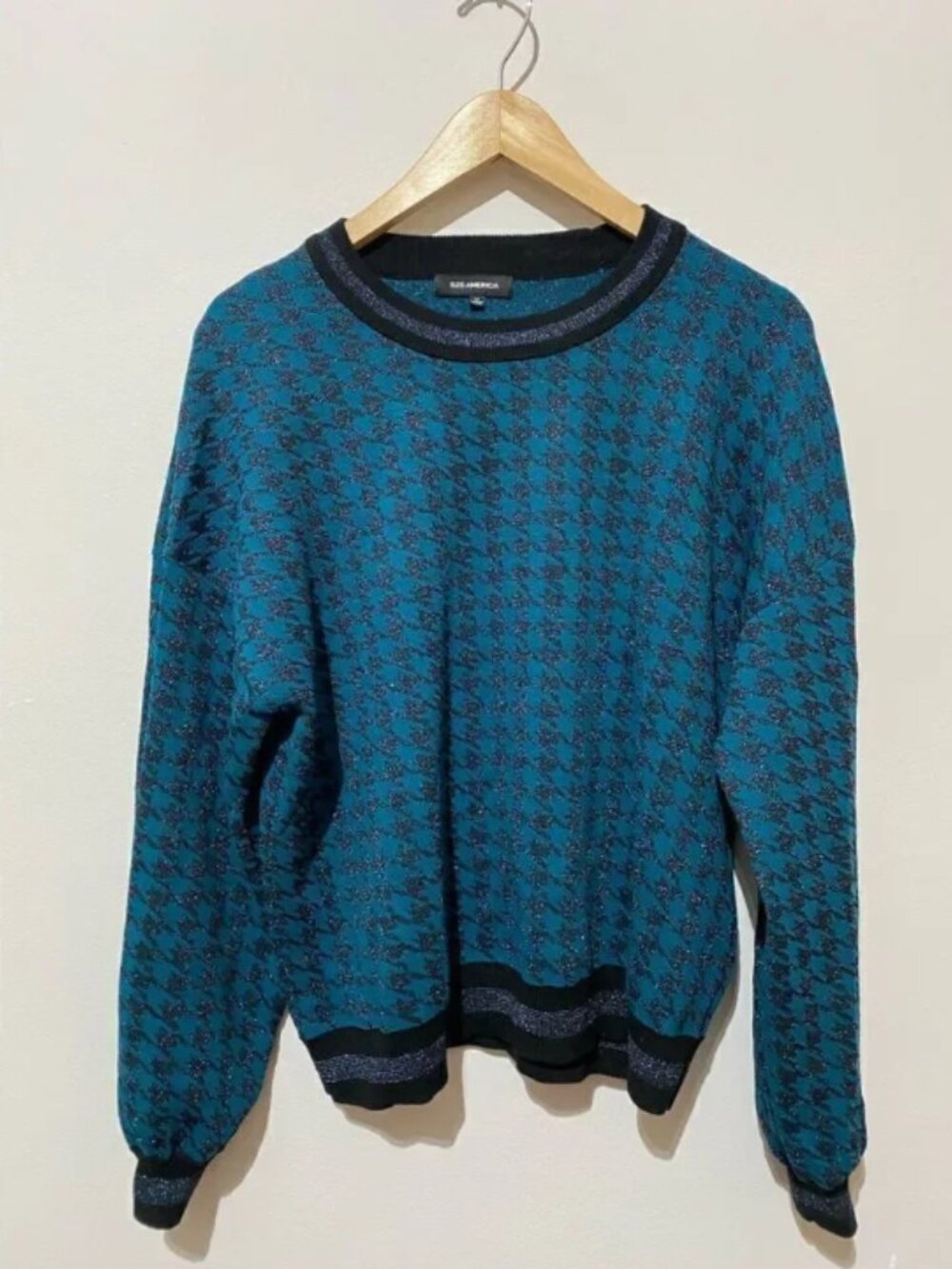 525 America Houndstooth Metallic Cropped Sweater - Picture 2 of 4